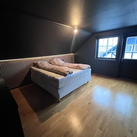 Large House With Garage, Bar, Gym, Summer Living Дом отдыха